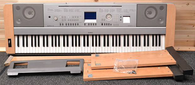 Yamaha DGX640 Keyboard W Stand