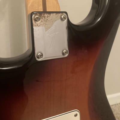 Sunburst Fender Player Stratocaster image 7