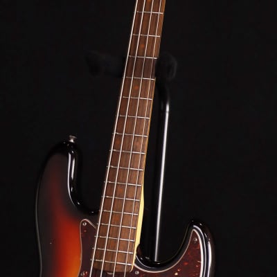 Fender USA New American Vintage 64 Jazz Bass 3-Color Sunburst [SN V1310249] [12/04] image 7