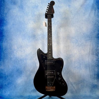 AS NEW - 2025 Fender Made in Japan Noir Hybrid II Jazzmaster Satin