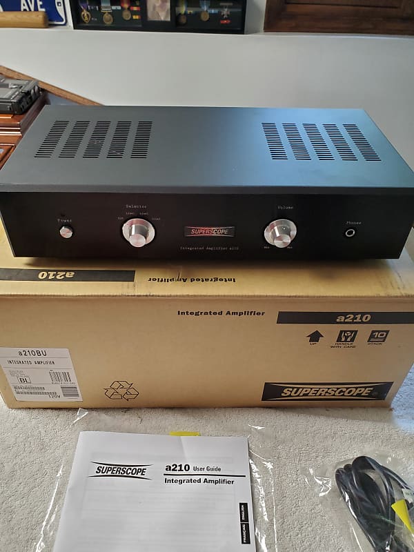 Superscope a210 High Fidelity 10W Integrated Amplifier image 1