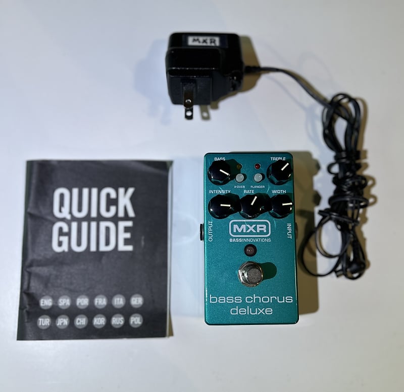 MXR M83 Bass Chorus Deluxe