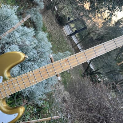 1981 Fender Collector's Series Jazz Bass - Atzec Gold - OHSC image 5