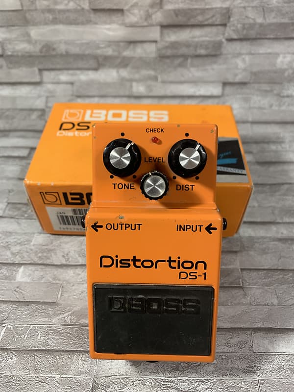 Boss DS-1 Distortion (Silver Label) Taiwan - Vintage PSA