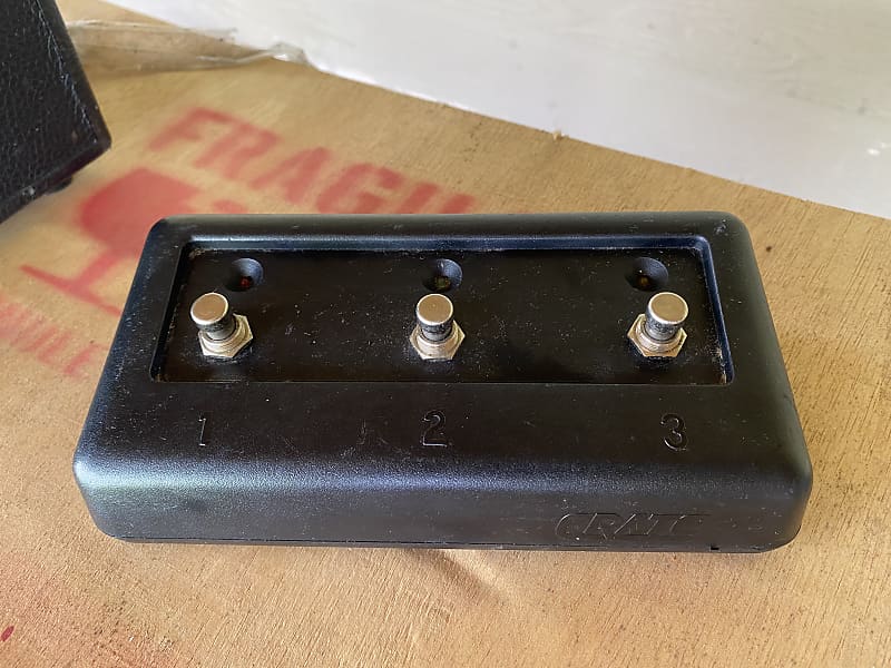 Crate Foot Switch Black 3Button Reverb