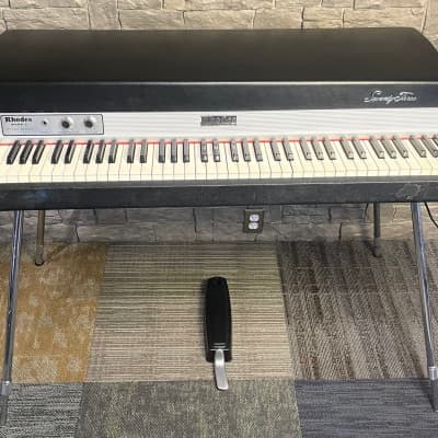Fender Rhodes Mk I Stage 73  in Very Good Condition Local Pickup Only image 2