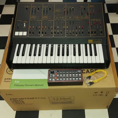 Korg Limited Edition ARP Odyssey FSQ Rev2 with SQ-1 Sequencer Bundle 2018 - Present - Black/Gold