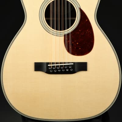 Collings 02H 12-string  Small Body 12-String Acoustic Guitar