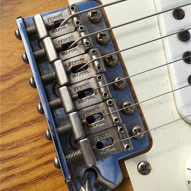 Fender Custom Shop Masterbuilt Stratocaster Bridge Assembly Patent Pend Saddles 1954