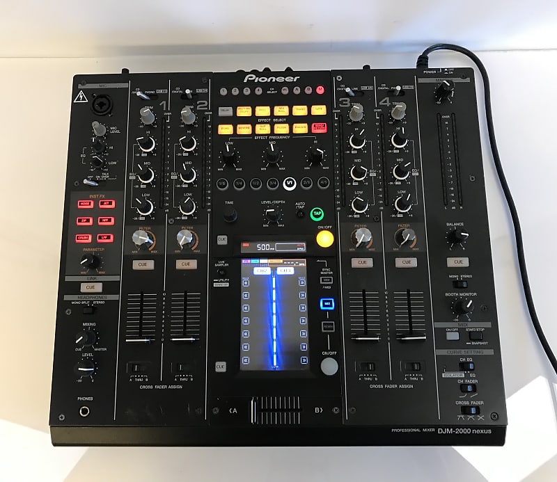 Pioneer DJミキサー 4チャンネル　DJM-2000 nexus Pioneer DJM-2000NXS Pro DJ Mixer 4-Channel DJM2000NXS 2000