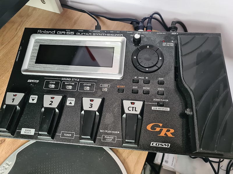 Roland GR 55