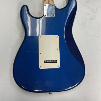 Fender Standard Stratocaster with Maple Fretboard 2004 - Electron Blue image 8