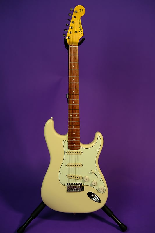 Moon ST-C 2022 - Vintage White | Reverb