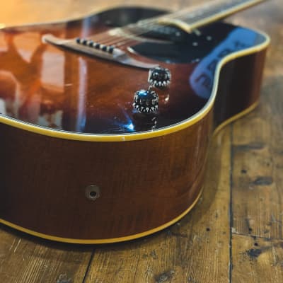 1980s (c) Fender Malibu Electro Acoustic Guitar in Violin Burst image 6
