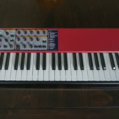 Nord Lead 2 Virtual Analog Synthesizer - MINT