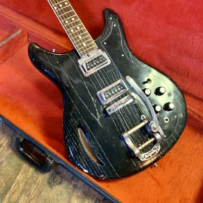 Kustom K200 deluxe electric guitar c 1968 k-200 Black zebra original vintage USA bud ross roger rossmeisl dearmond bigsby image 2