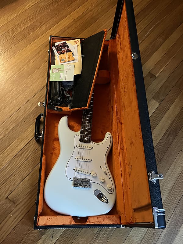 Fender American Vintage '65 Stratocaster Electric Guitar 