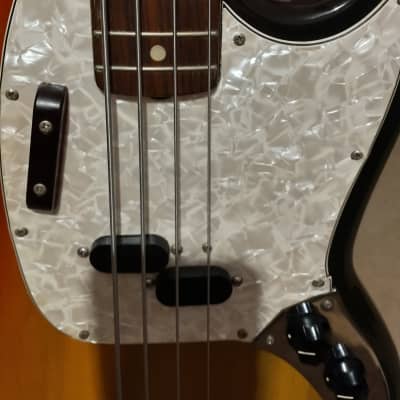 Vintage Fender Mustang Bass 1974 Sunburst image 4