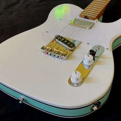 Revelator Guitars - Retrosonic Deluxe - Olympic White & Foam Green image 11