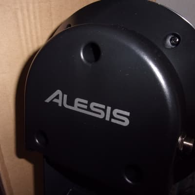 New Alesis Kick / Bass Drum Tower and Bass Chain Drive Pedal Lot from Nitro Mesh / Rubber Drum Set image 11