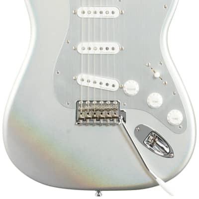 Fender H.E.R. Stratocaster Electric Guitar (with Gig Bag), Chrome Glow image 3