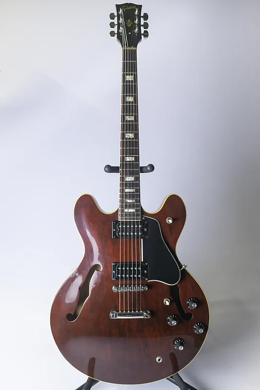 ヴィンテージGibson1970−72年製 ES-335TDCハードケース付き ヴィンテージGibson1970−72年製 ES-335TDCハードケース付き