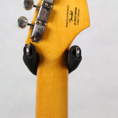 Fender Squier Classic Vibe '60s Stratocaster Left Handed Laurel Fingerboard 3-Color Sunburst image 8