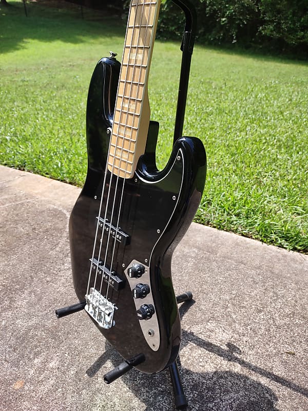 Squier Vintage Modified '77 Jazz Bass | Reverb