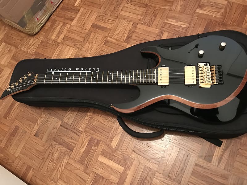 Kiesel Aries Floyd Rose (black and gold) | Reverb
