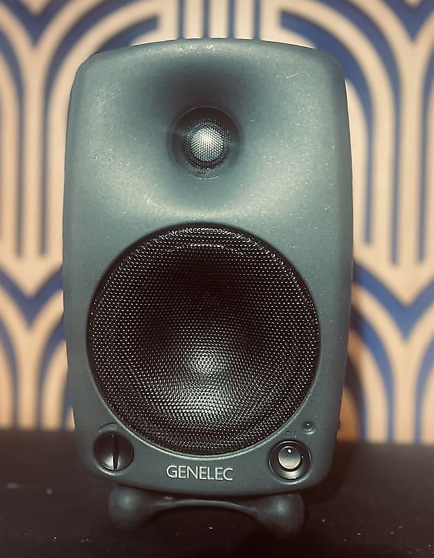 GENELEC 8030A ジャンク　単体 GENELEC 8030A (中古)