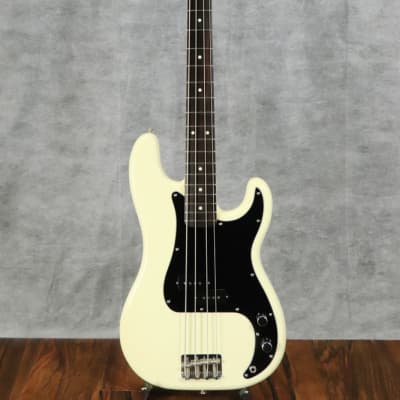 Fender Japan 1989 - 1990 PB62 700 Vintage White (10/17) | Reverb