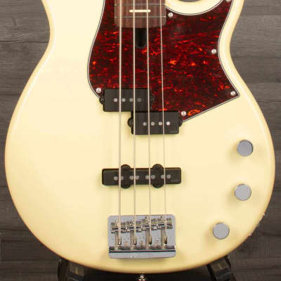 Yamaha BB P34 Pro Series Bass Guitar In Vintage White for sale