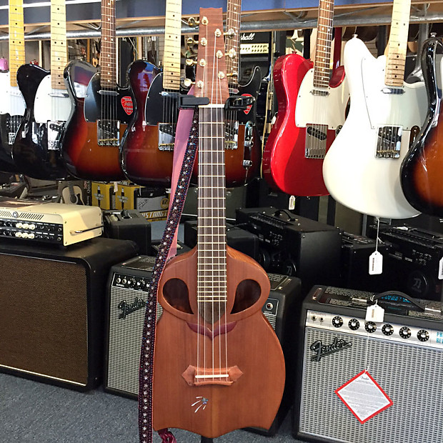 Charles Kelly 7 String Ukulele Top Tuned to F w Gig Bag