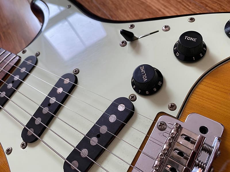 Vintage 1980 Fernandes (Burny) FST-65 Japanese Stone Logo