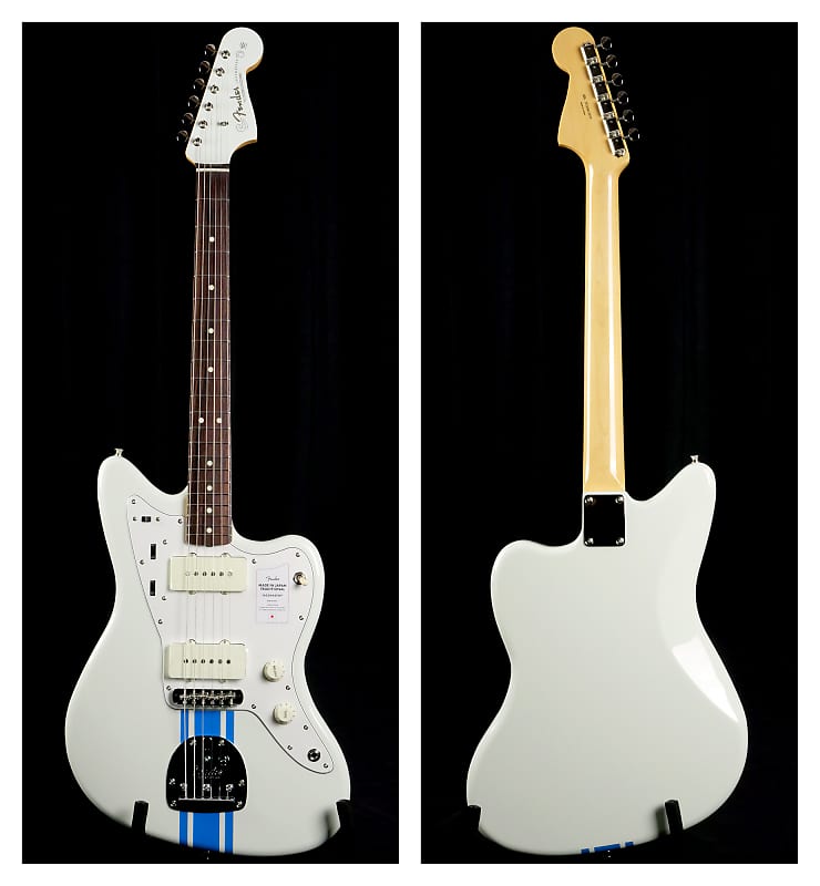 Fender Made in Japan Traditional 60s Jazzmaster 2023 - Olympic White with  Blue Competition Stripe