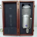 Neumann U47FET collector's edition classic professional studio microphone look mint !