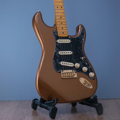 Fender Bruno Mars Signature Stratocaster Mars Mocha for sale