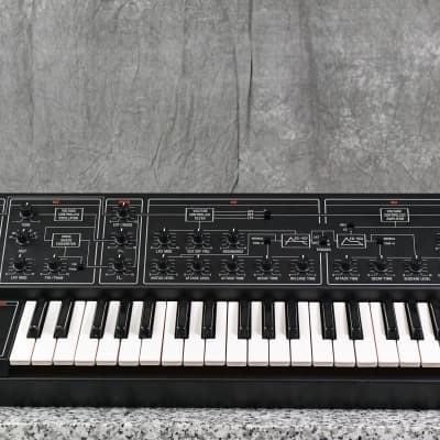 YAMAHA CS-10 Vintage Analog Synthesizer in very good Condition
