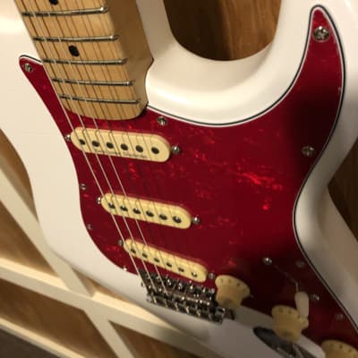 Fender Stratocaster  1995 White nitro crackle image 4