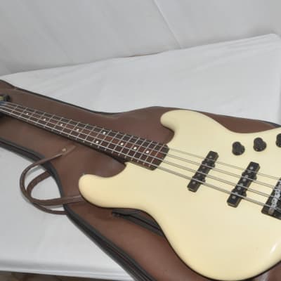 Fender Japan Cream type MADE IN JAPAN Electric Guitar Ref No