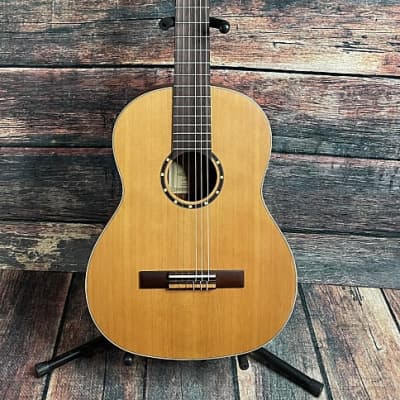 Ortega Left Handed R131L Family Series Pro Nylon String Acoustic Guitar image 2