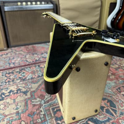 Limited To 400 Copies Worldwide Paul Smith Esp Mini V Guitar
