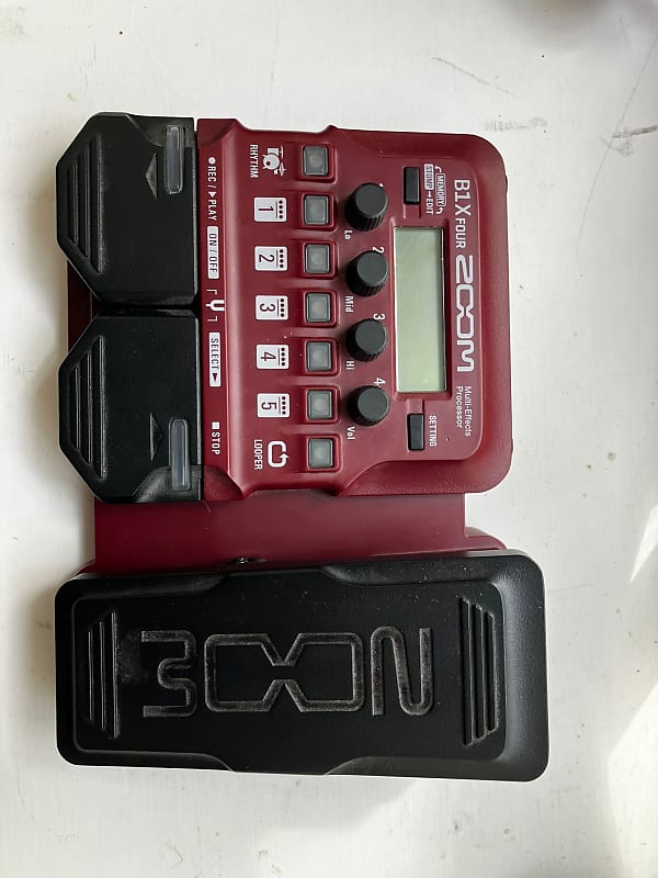 Zoom B1X Four