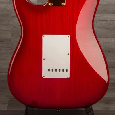 Fender  - Richie Kotzen Stratocaster®, Maple Fingerboard, Transparent Red Burst (Japanese) image 10