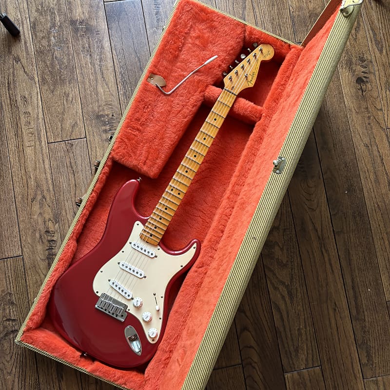 ギター Fender Stratocaster Yngwie Malmsteen USA Fender USA / Yngwie Malmsteen Stratocaster Vintage White