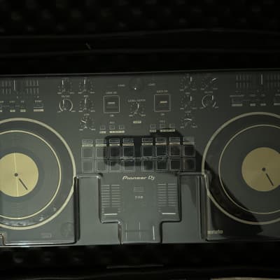 Pioneer DDJ-REV1 2-Channel DJ Controller | Reverb Pioneer DDJ-REV1 2-Channel DJ Controller | Reverb
