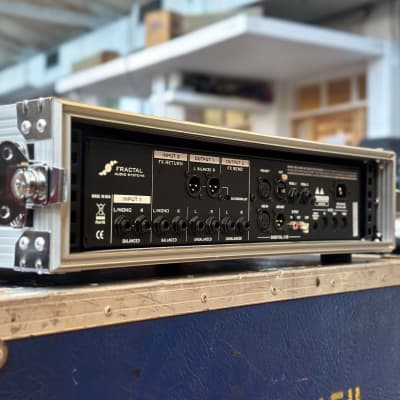 Fractal Audio Systems Axe-FX II XL with MFC-101 Mark III MIDI Foot