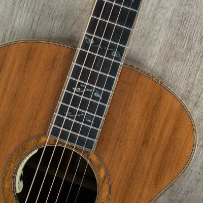 2019 NOS Breedlove Masterclass Custom Concertina E Acou-Elect Guitar, Redwood - Figured Walnut image 3