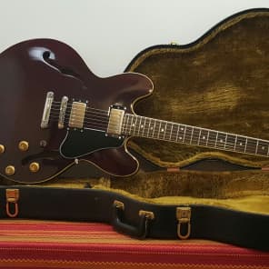 Blitz By Aria pro II ES-335 type Red W/Gig bag Electric