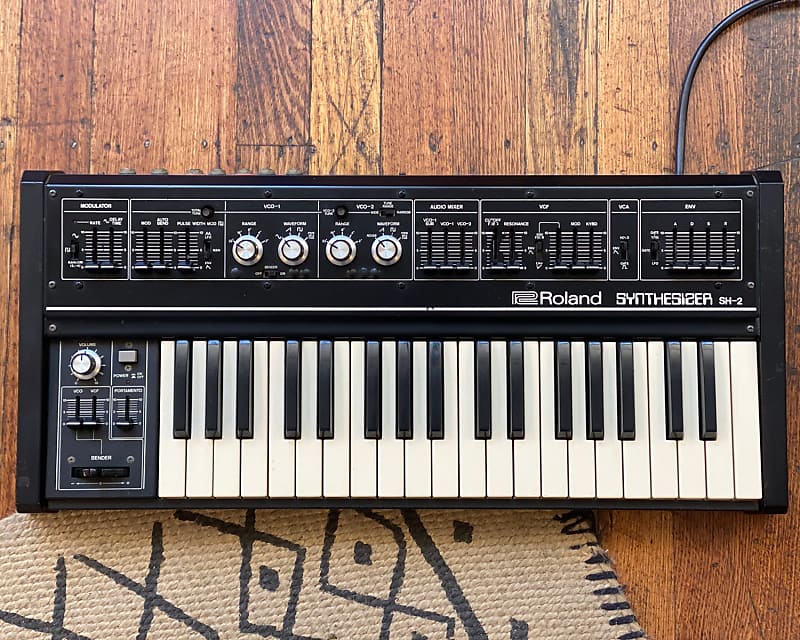 Roland SH-2 Monophonic Analogue Synthesizer *117Volt | Reverb Canada